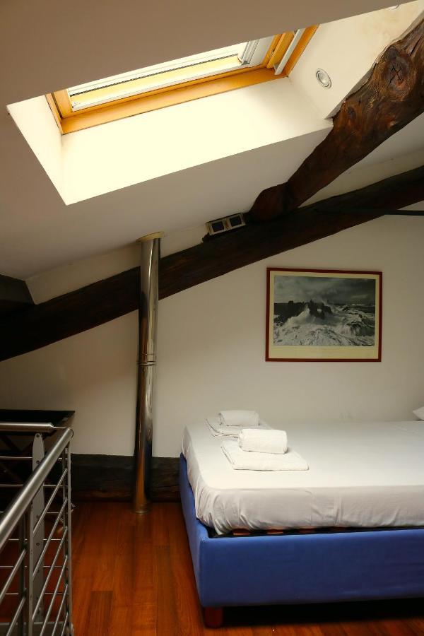 Charming Apartment In The Navigli District - 4 People Milão Exterior foto